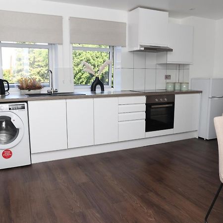 Appartement Watford Luxury 1 Bed Flat - Free Parking Extérieur photo