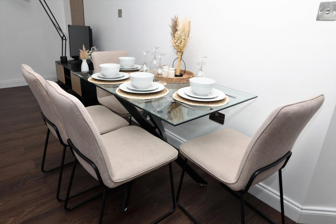 Appartement Watford Luxury 1 Bed Flat - Free Parking Extérieur photo