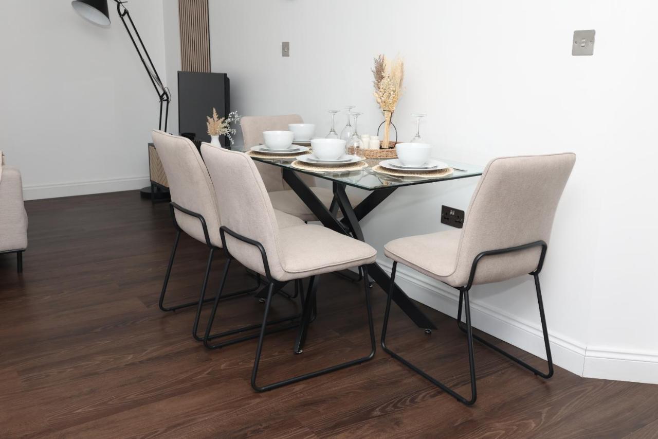 Appartement Watford Luxury 1 Bed Flat - Free Parking Extérieur photo